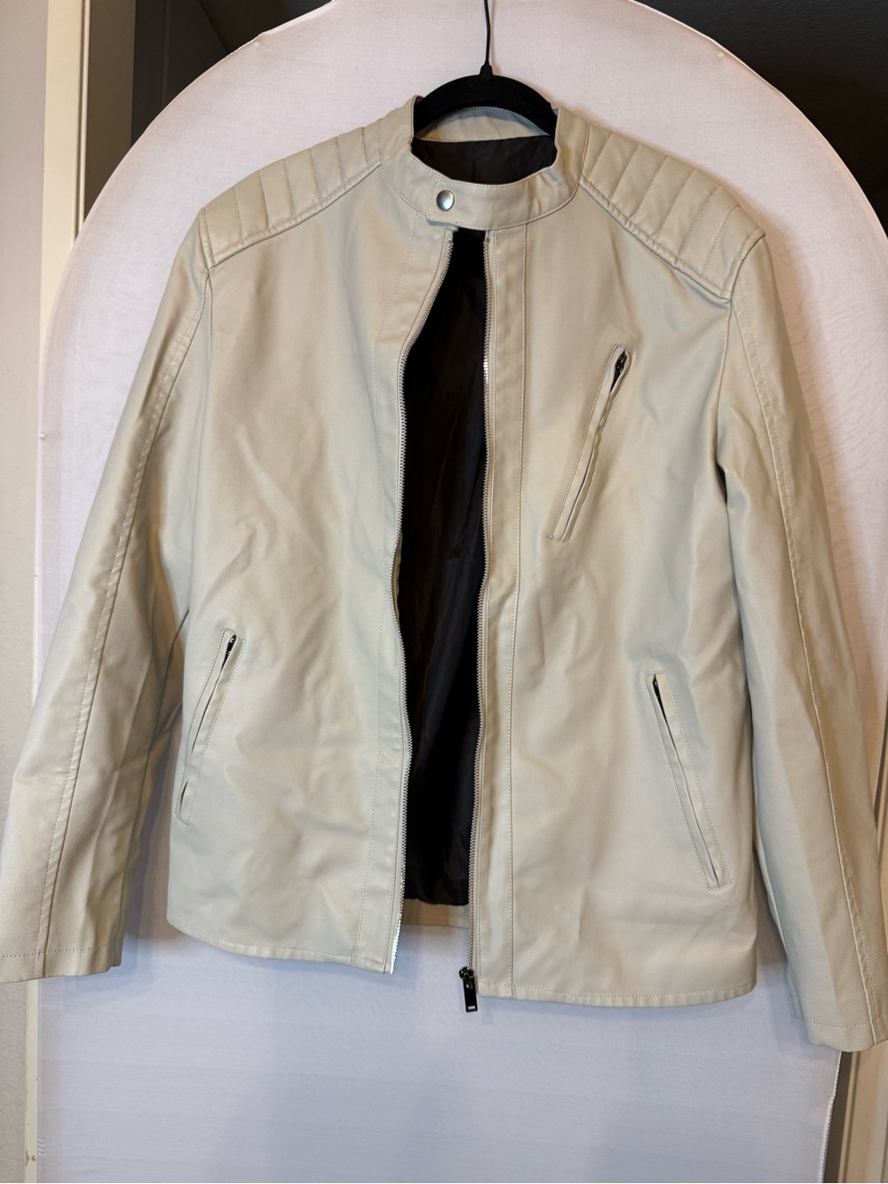 Cream Faux Leather Moto Jacket Men's Racer Biker Zip Pockets Quilted Shoulder
